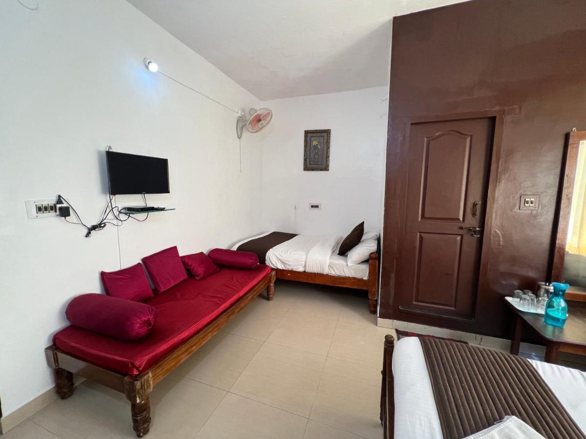 מדיקרי Hotel Caveri Inn מראה חיצוני תמונה
