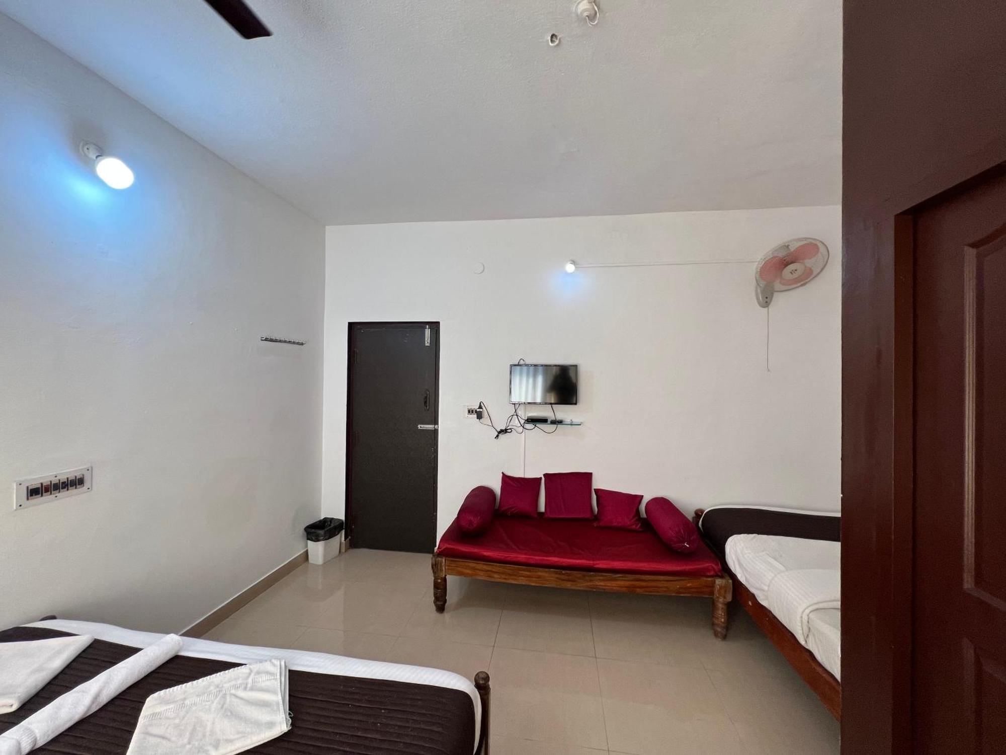מדיקרי Hotel Caveri Inn מראה חיצוני תמונה